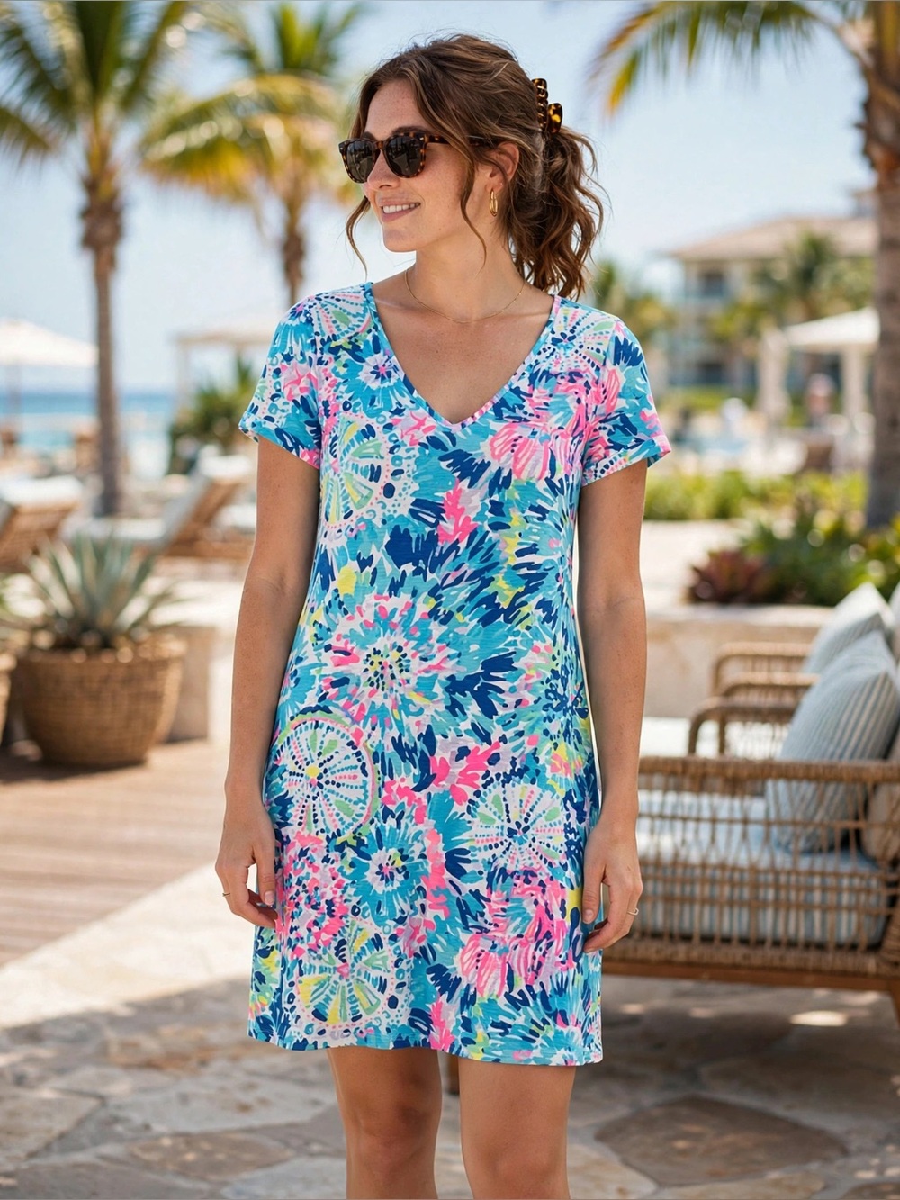 Lilly Pulitzer Jessica Short Sleeve V-Neck Dress M NWT Aqua Pink Sunburst Floral